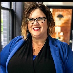 Meet your Posher, Sabrina